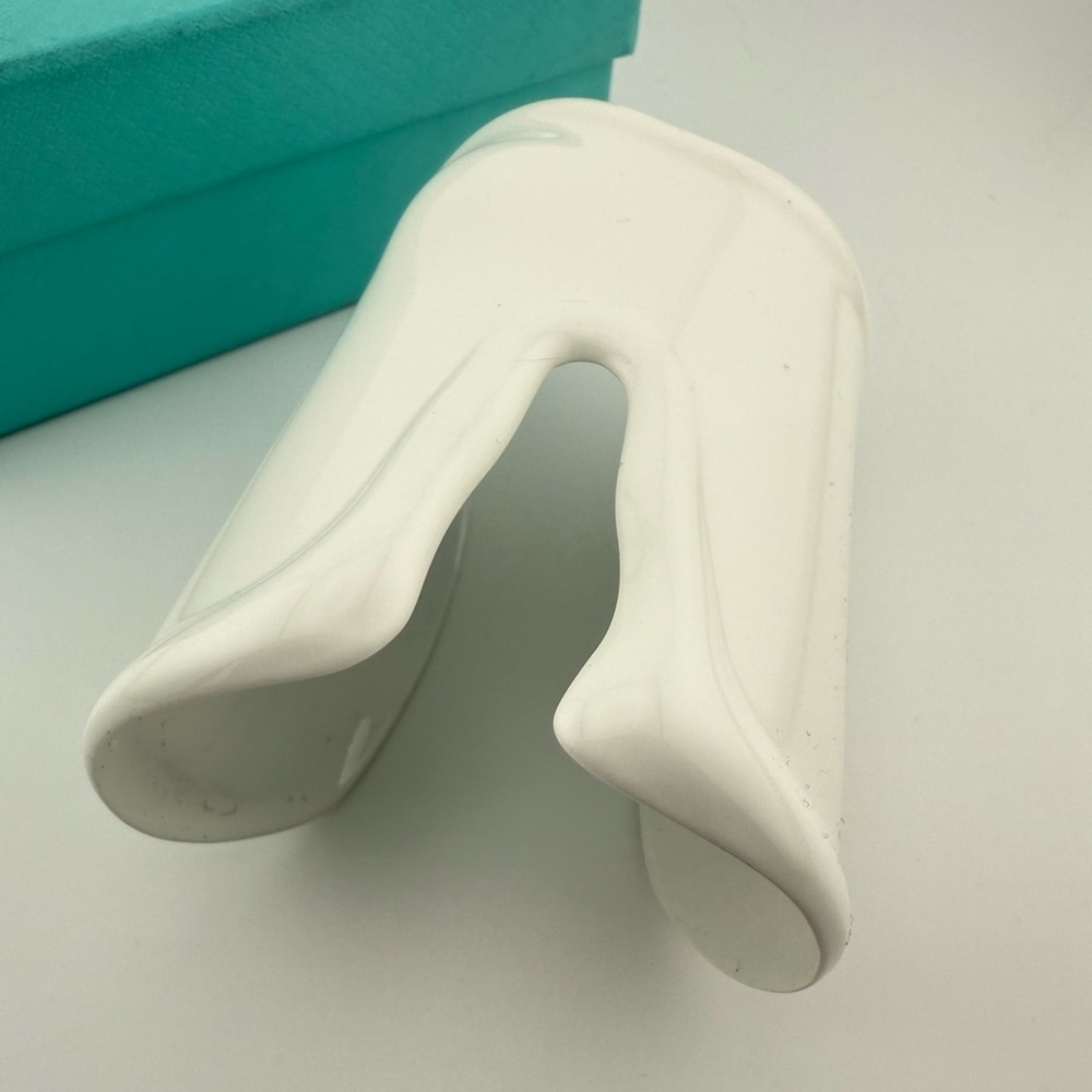 Tiffany & Co. Elsa Peretti Large Left Bone Cuff in White Finish - Picture 2 of 8